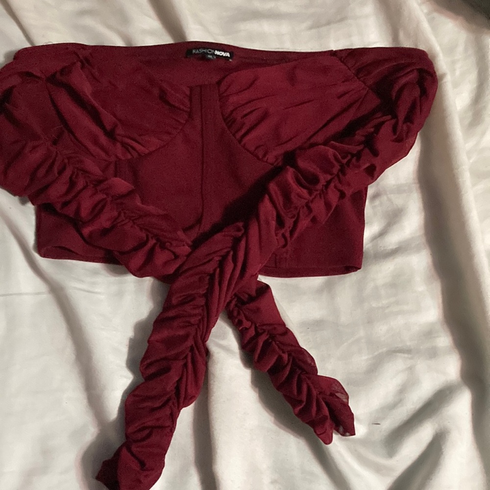 Red crop from fashion nova
